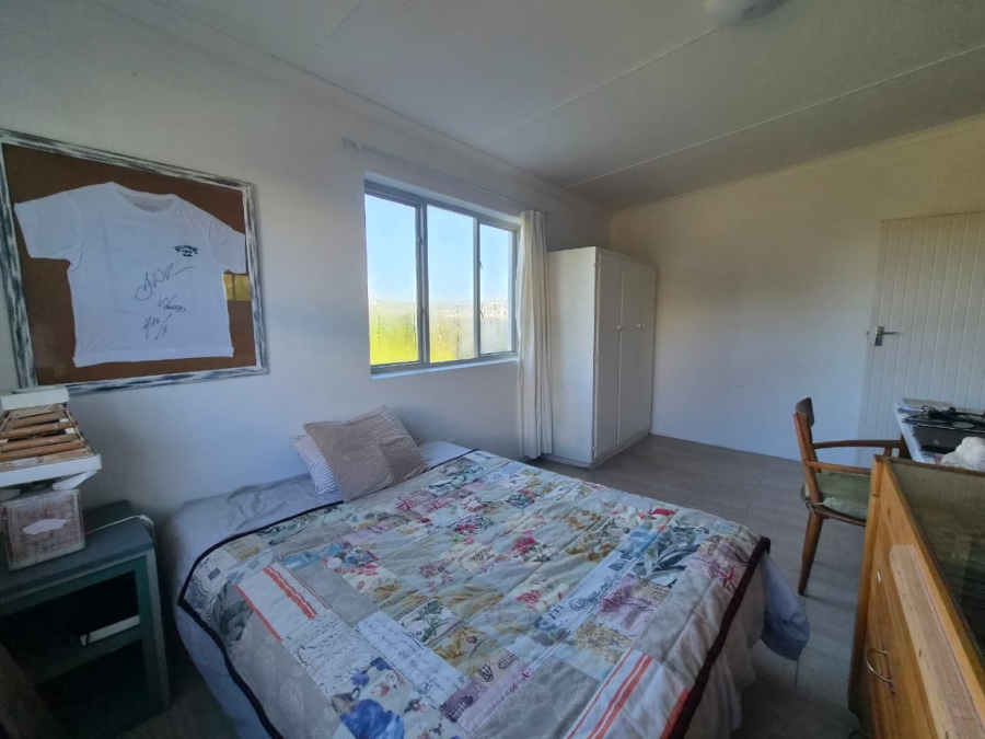 6 Bedroom Property for Sale in Stilbaai Wes Western Cape